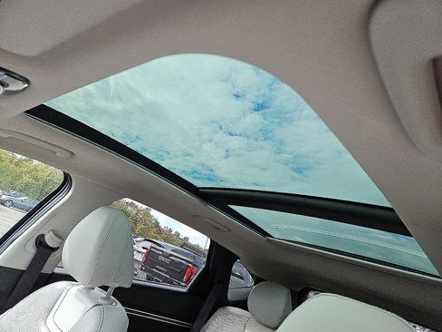 Used 2022 Hyundai Tucson Limited image 14