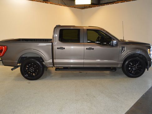 Used 2023 Ford F150 XLT image 2