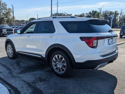 New 2026 Ford Explorer Platinum image 7