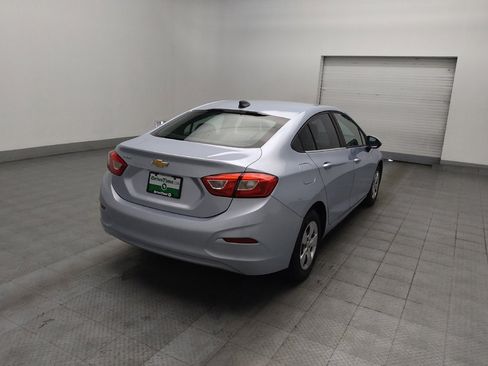 Used 2018 Chevrolet Cruze LS image 9