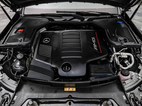 Used 2022 Mercedes-Benz AMG GT 53 image 3