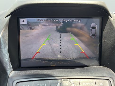Used 2017 Ford Escape SE w/ Equipment Group 201A FWD image 21