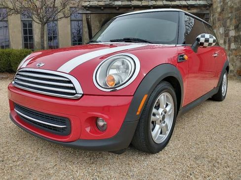 Used 2013 MINI Cooper Hardtop image 6