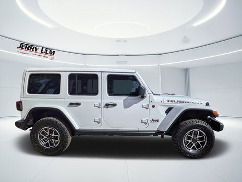 New 2026 Jeep Wrangler Unlimited Rubicon image 2