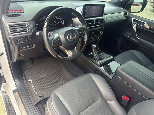 Used 2022 Lexus GX 460 Premium w/ Premium Package AWD/4WD image 16