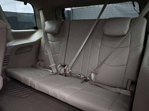 Used 2020 Cadillac Escalade Luxury image 29