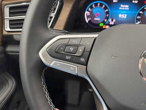 New 2026 Volkswagen Atlas SE AWD/4WD image 16