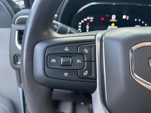 Used 2022 GMC Yukon SLT image 13