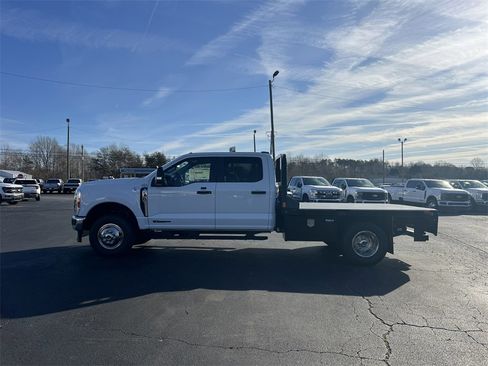New 2026 Ford F350 XL w/ XL Chrome Package image 8