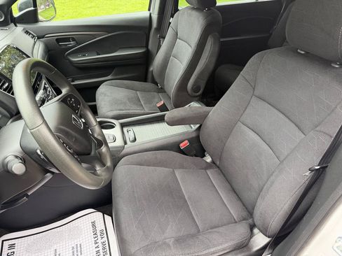 Used 2022 Honda Pilot Sport image 25