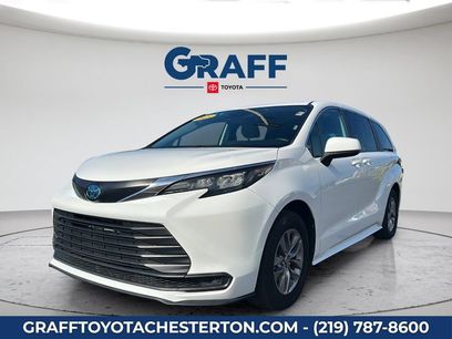 Used 2025 Toyota Sienna LE