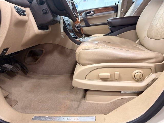 Used 2011 Buick Enclave CXL w/ Trailering Provision Package AWD/4WD image 7