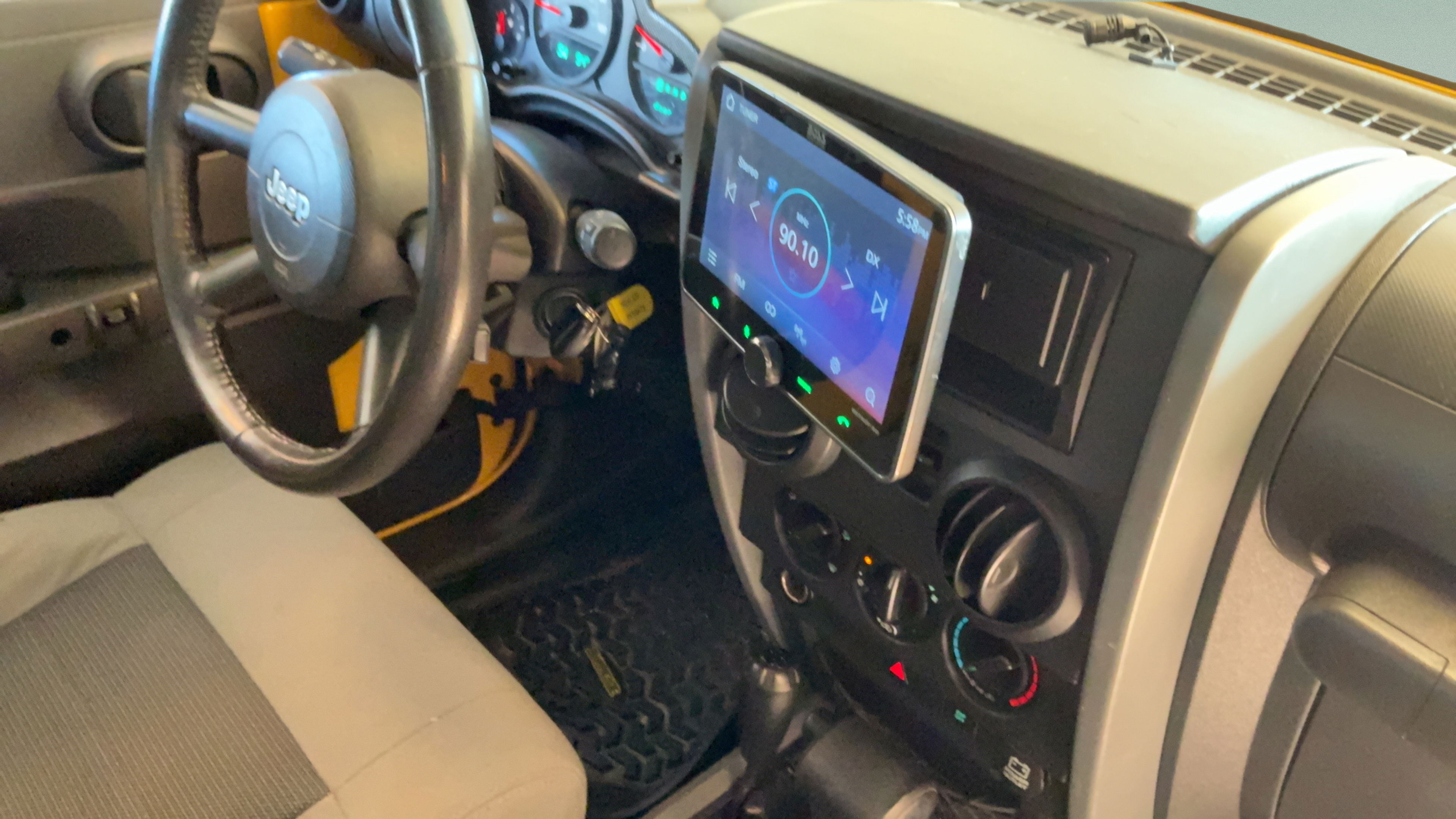 Used 2009 Jeep Wrangler X AWD/4WD image 38