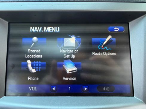 Used 2011 Subaru Outback 2.5i Limited image 18