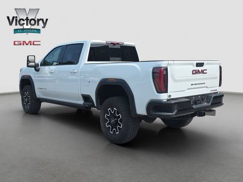 Used 2026 GMC Sierra 2500 AT4X AWD/4WD image 10