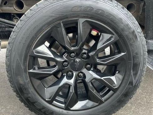 Used 2019 Chevrolet Silverado 1500 LT w/ All Star Edition image 13