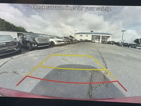 Used 2024 Hyundai Elantra SEL FWD image 29