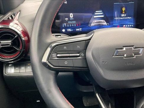Used 2025 Chevrolet Equinox RS AWD/4WD image 21