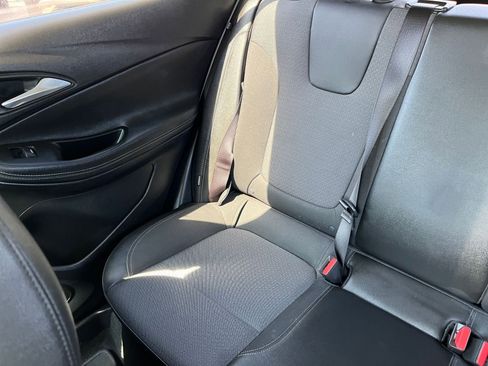 Used 2025 Buick Encore GX Preferred FWD image 37