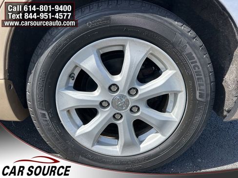 Used 2011 Toyota Camry LE w/ LE Extra-Value Pkg image 15