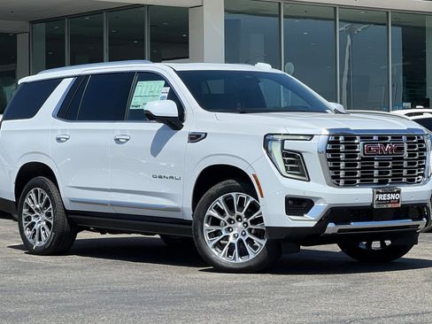 New 2026 GMC Yukon Denali w/ Denali Reserve Package AWD/4WD image 2