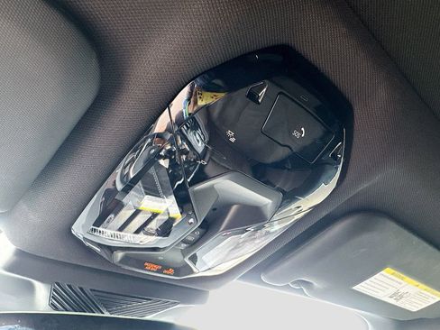 Used 2025 BMW X3 xDrive30i w/ Convenience Package AWD/4WD image 17