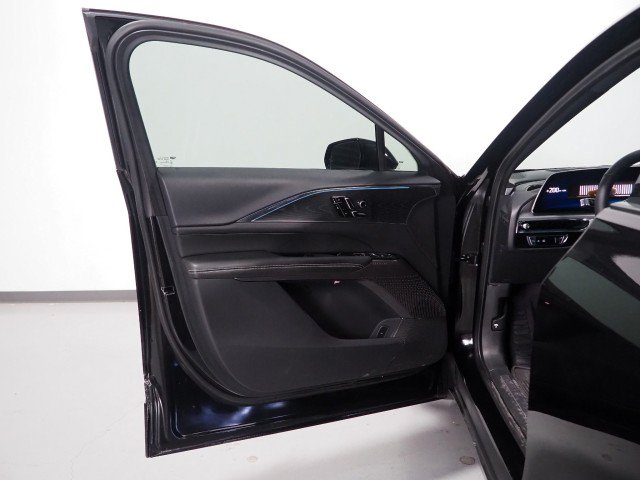 Used 2024 Cadillac Lyriq Sport RWD image 57