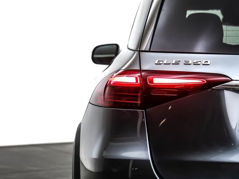 Certified 2025 Mercedes-Benz GLE 350 4MATIC image 16