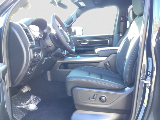 New 2026 RAM 1500 Big Horn w/ Night Edition AWD/4WD image 11