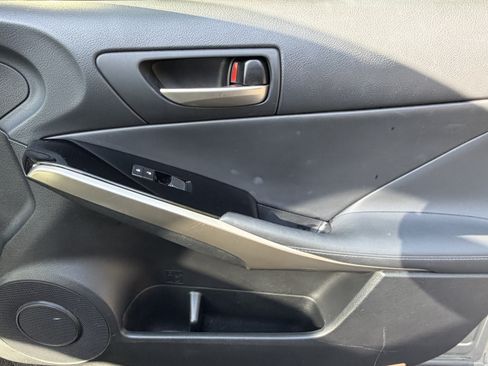 Used 2018 Lexus IS 300 AWD w/ Comfort Package image 43