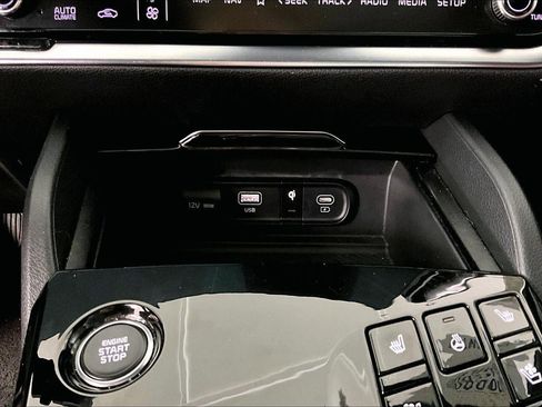 Used 2024 Kia Sportage SX Prestige image 16