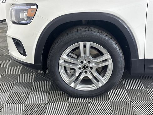 Certified 2022 Mercedes-Benz GLB 250 image 12