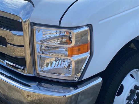 New 2026 Ford E-350 and Econoline 350 Super Duty w/ Power Equipment Group image 4