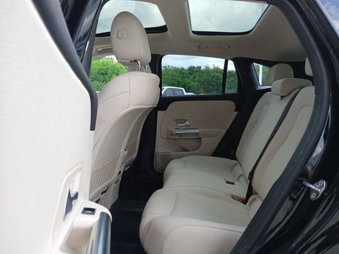 Used 2022 Mercedes-Benz GLA 250 4MATIC image 26