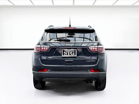 Used 2018 Jeep Compass Limited image 5