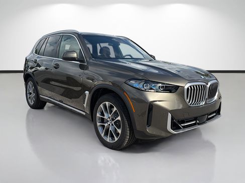 New 2026 BMW X5 xDrive40i w/ Climate Comfort Package AWD/4WD image 1