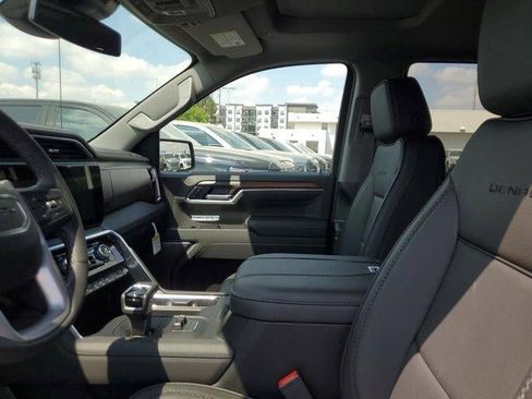 New 2026 GMC Sierra 1500 Denali AWD/4WD image 17