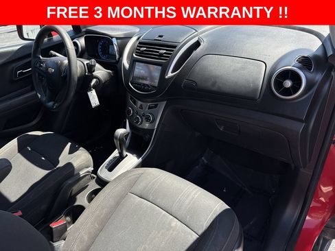 Used 2015 Chevrolet Trax LT FWD image 24