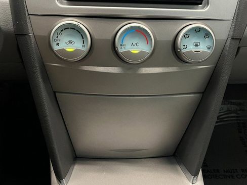 Used 2009 Toyota Camry LE image 20