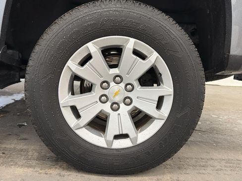 Used 2020 Chevrolet Colorado LT RWD image 9