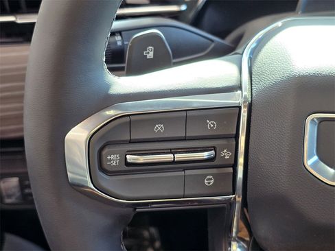 New 2025 GMC Sierra EV Denali image 16