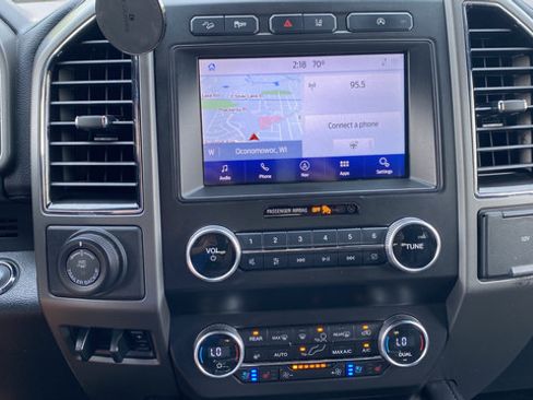 Used 2021 Ford Expedition XLT AWD/4WD image 12