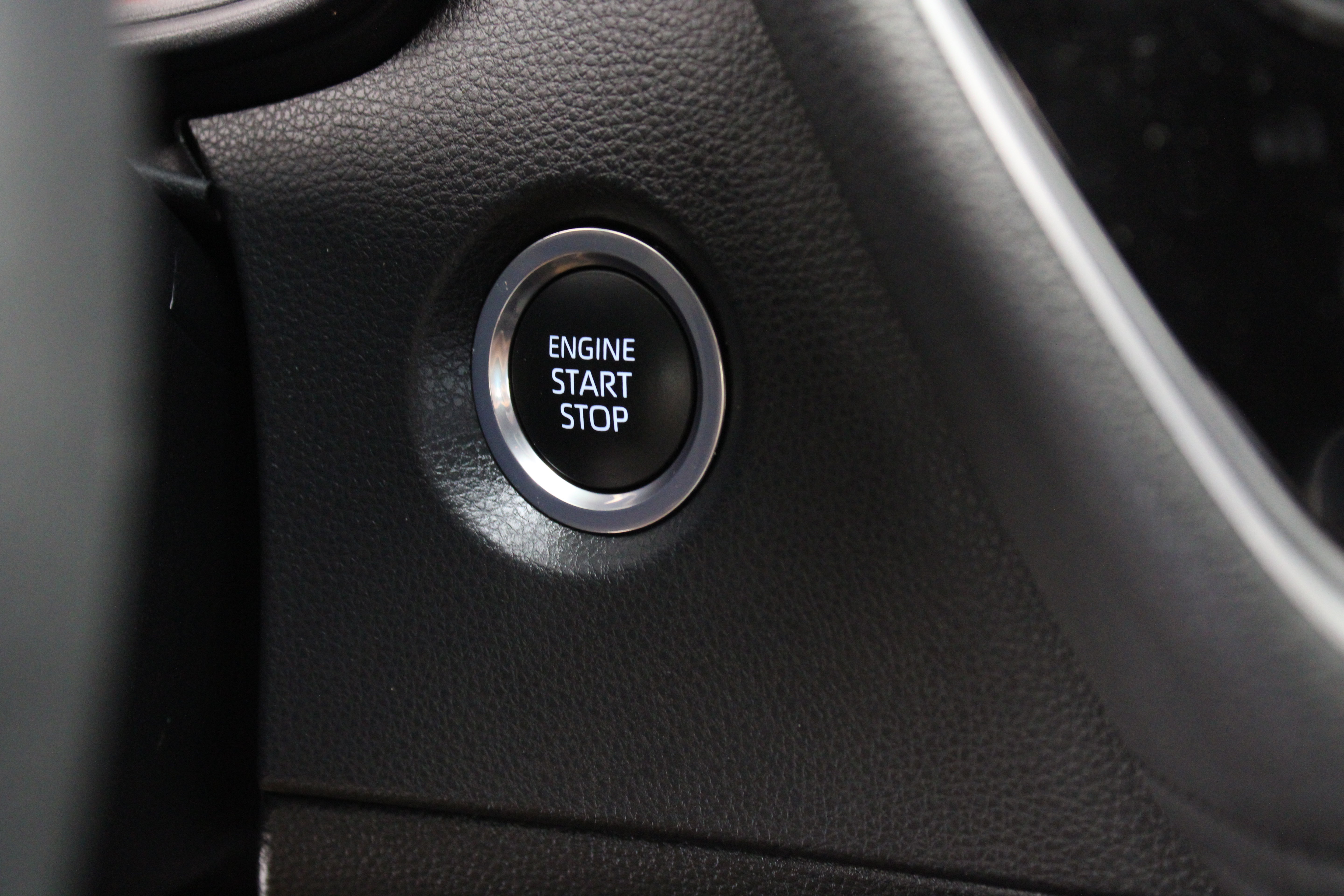 Certified 2024 Toyota Corolla SE FWD image 17