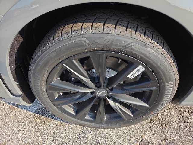 New 2026 Lexus RX 500h F Sport w/ Convenience Package AWD/4WD image 10