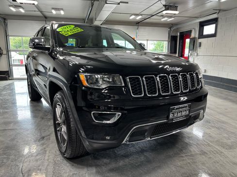 Used 2020 Jeep Grand Cherokee Limited w/ Luxury Group II AWD/4WD image 2
