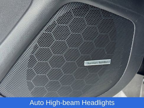 Used 2022 Subaru Ascent Limited w/ Technology Package image 26