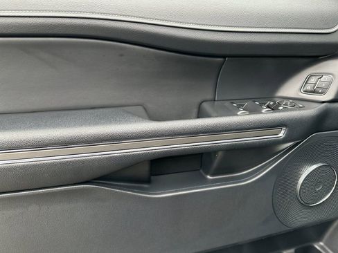 Certified 2022 Ford Expedition XLT image 10