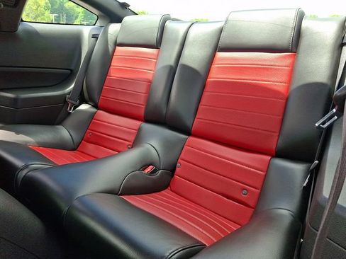 Used 2007 Ford Mustang Shelby GT500 RWD image 15