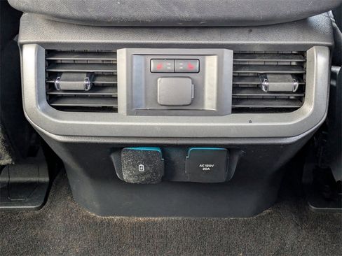 Used 2022 Ford F150 Lariat w/ Equipment Group 502A High image 14