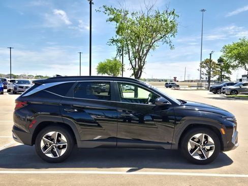 Used 2025 Hyundai Tucson SEL image 4